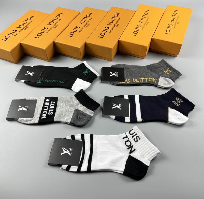 LV socks 28